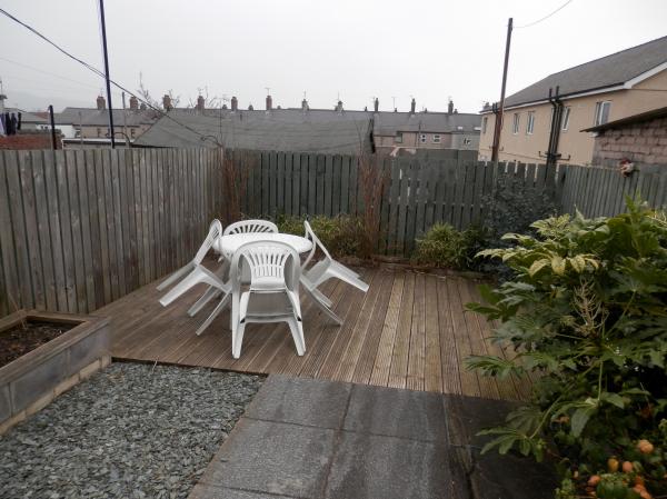 4 Bedroomed Furnished House22 Friars Avenue, Bangor,Gwynedd,, Bangor, LL57 1BB