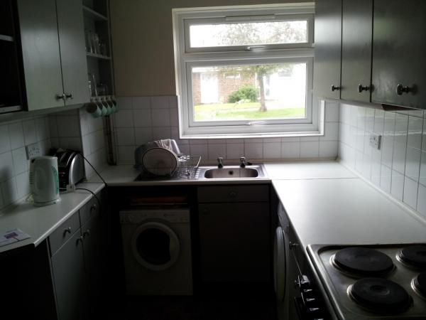 5 Bedroom Fully Furished House52 Kemsing Gardens, Canterbury, KENT, Canterbury, CT2 7RF