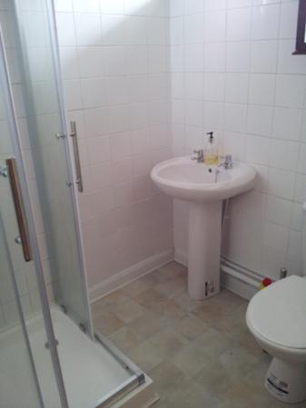 5 Bedroom Fully Furished House52 Kemsing Gardens, Canterbury, KENT, Canterbury, CT2 7RF