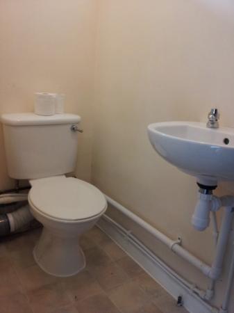 5 Bedroom Fully Furished House52 Kemsing Gardens, Canterbury, KENT, Canterbury, CT2 7RF
